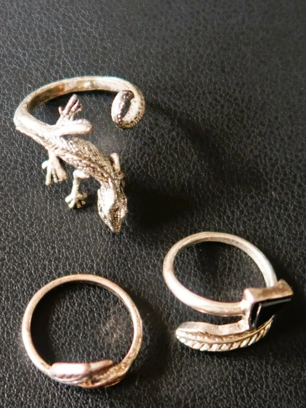 Desert Vibe Boho Rings Three Piece Stack Silver Tone Lizard Feather Arrow DIY